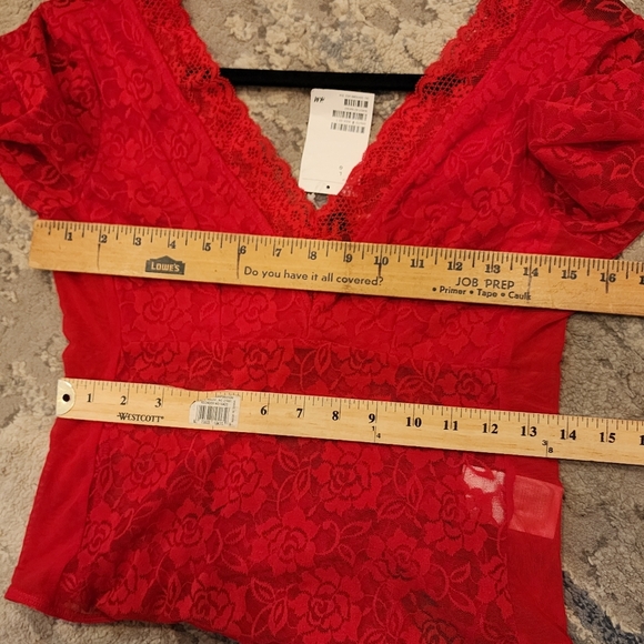 NWT H&M Red Lace Long Sleeve Sheer Bodysuit Size Large - Picture 10 of 16